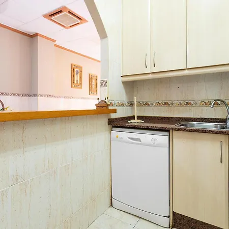 3 Bedroom Cozy In Апартаменты *